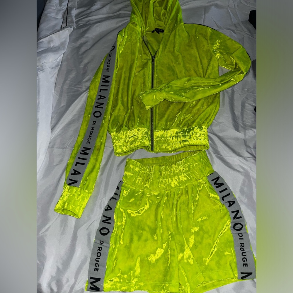 Neon yellow Milano di rouge 2 pc set size small